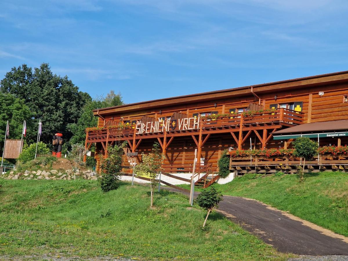 Sport-Hotel Sibenicni Vrch Mnichovice エクステリア 写真