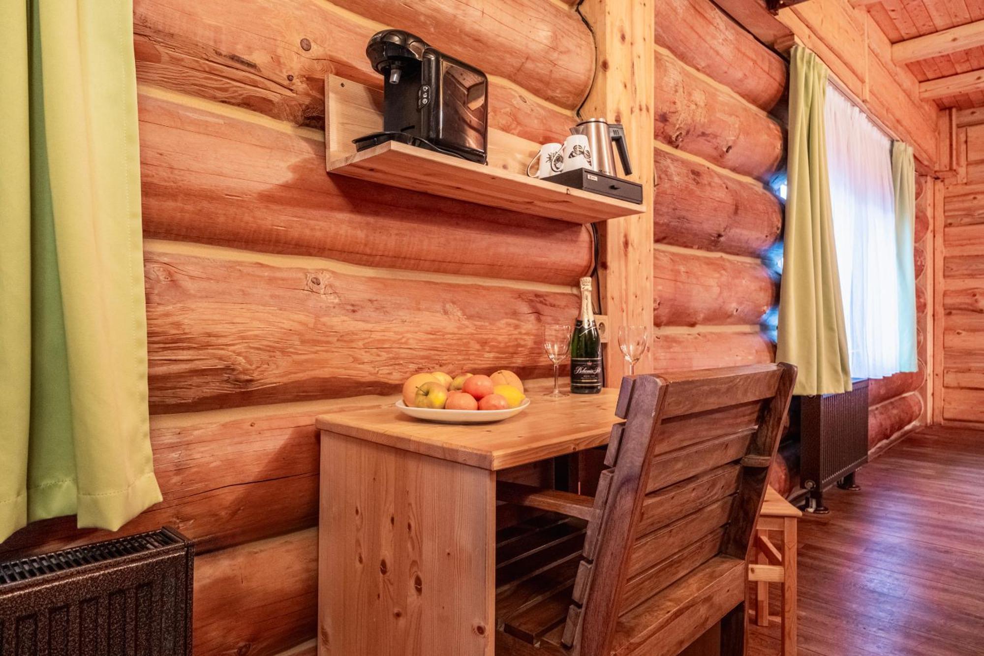 Sport-Hotel Sibenicni Vrch Mnichovice エクステリア 写真