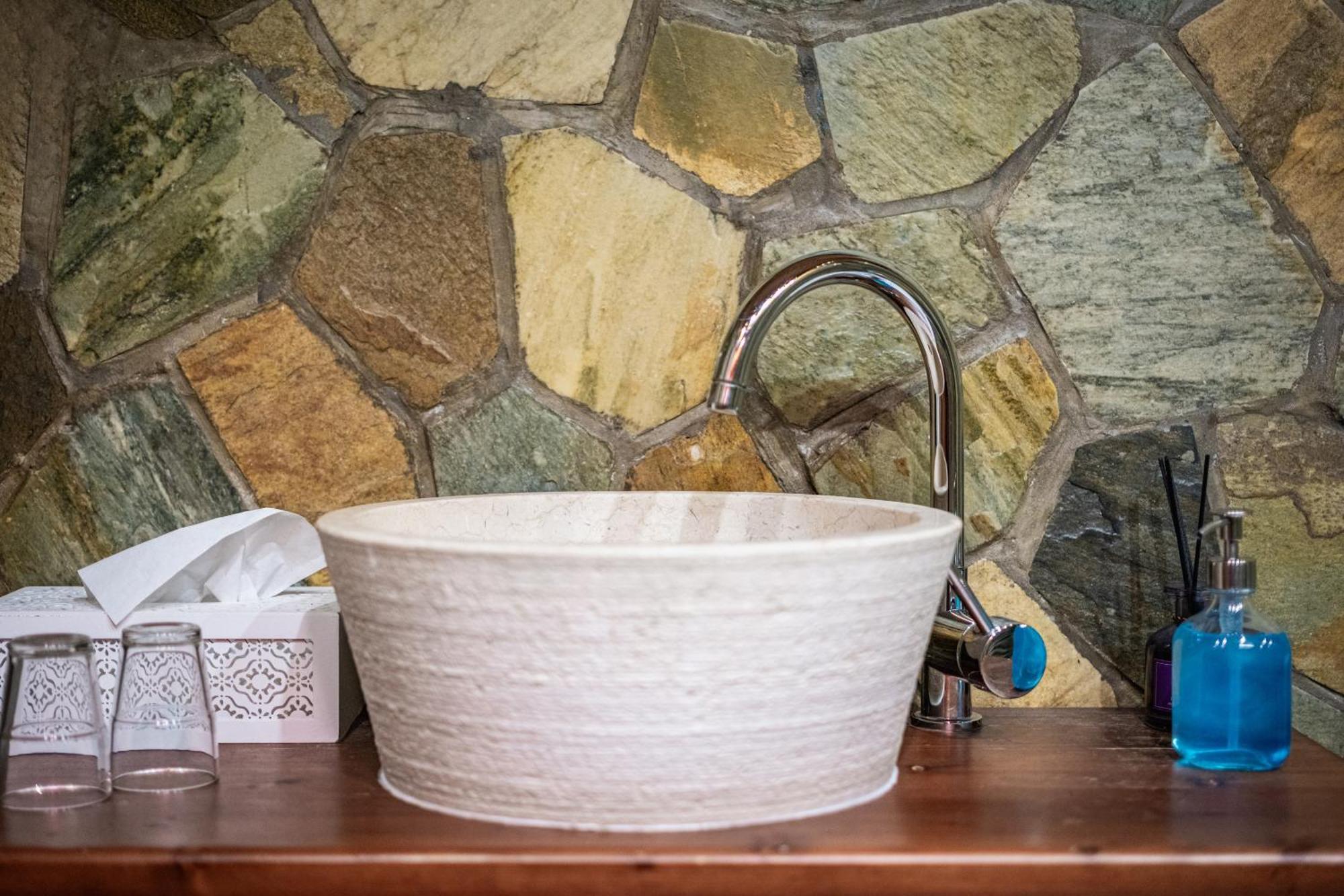 Sport-Hotel Sibenicni Vrch Mnichovice エクステリア 写真