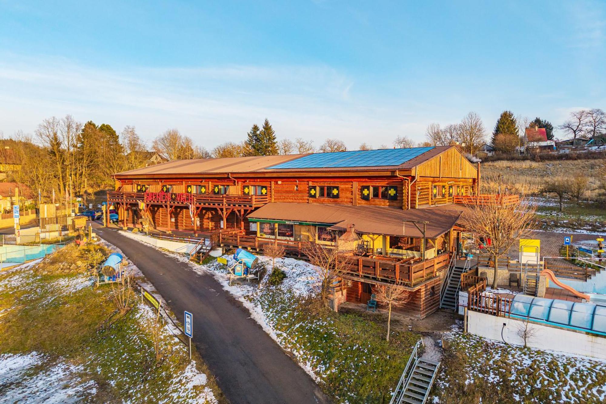 Sport-Hotel Sibenicni Vrch Mnichovice エクステリア 写真