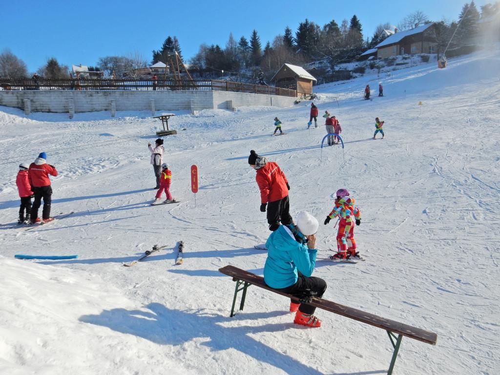 Sport-Hotel Sibenicni Vrch Mnichovice エクステリア 写真