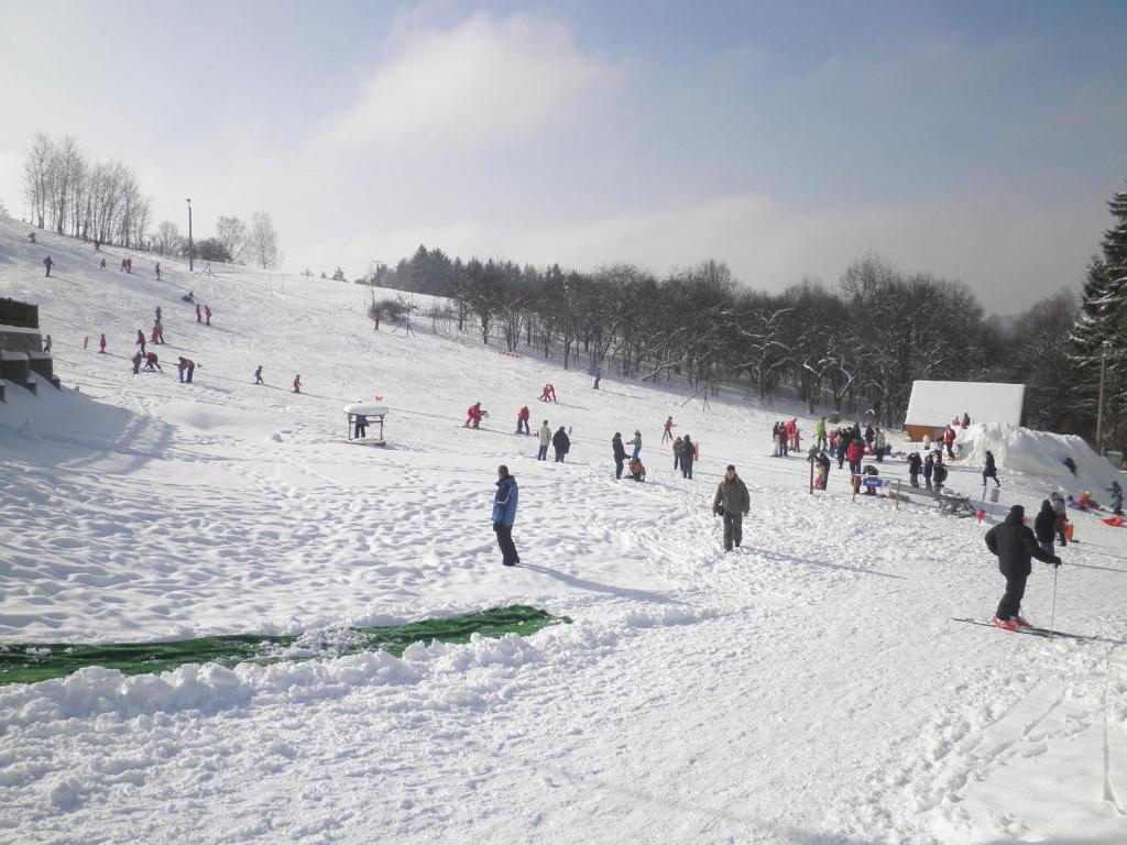 Sport-Hotel Sibenicni Vrch Mnichovice エクステリア 写真