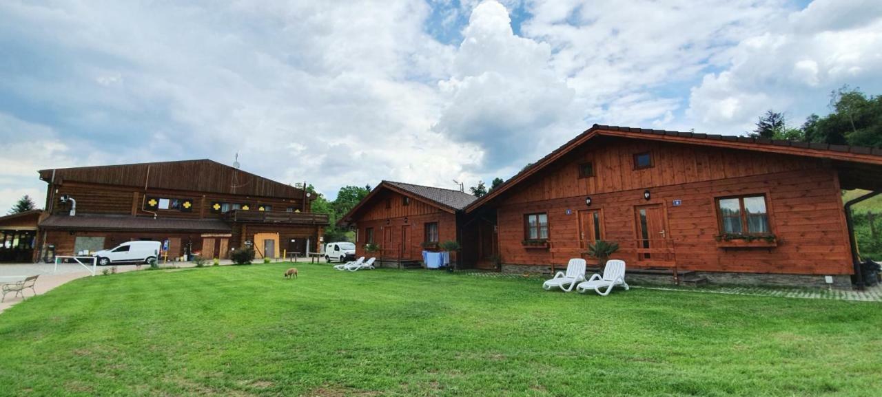 Sport-Hotel Sibenicni Vrch Mnichovice エクステリア 写真